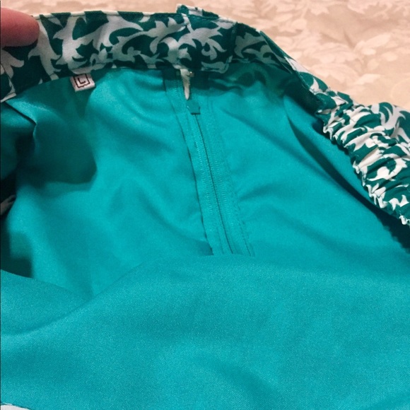 👓Matching button-up blouse & skirt - Picture 5 of 5